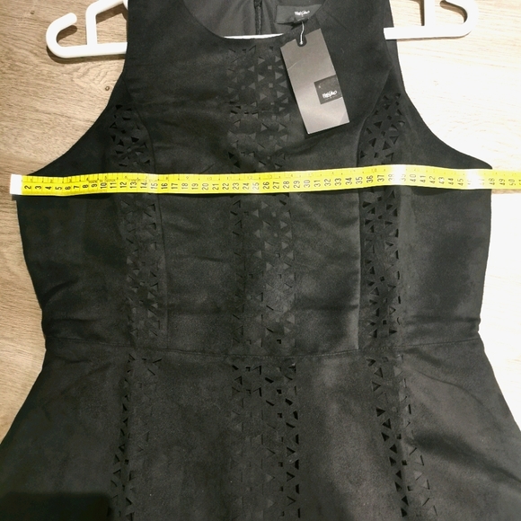 New black sleeveless faux suede dress - Picture 2 of 5